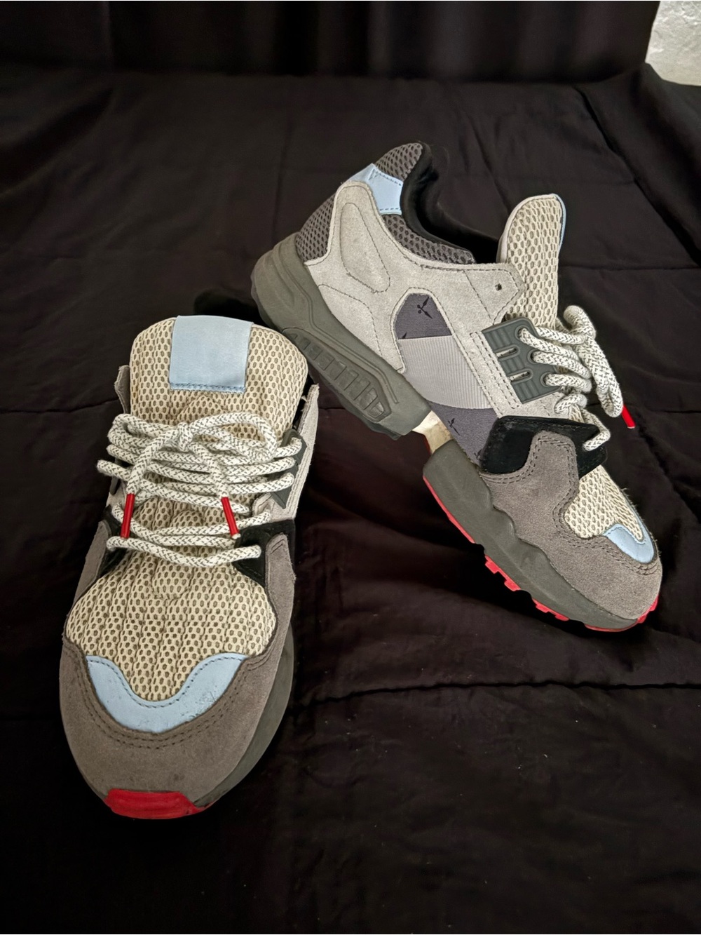 Adidas x Ninja collab sneakers
NO BOX!